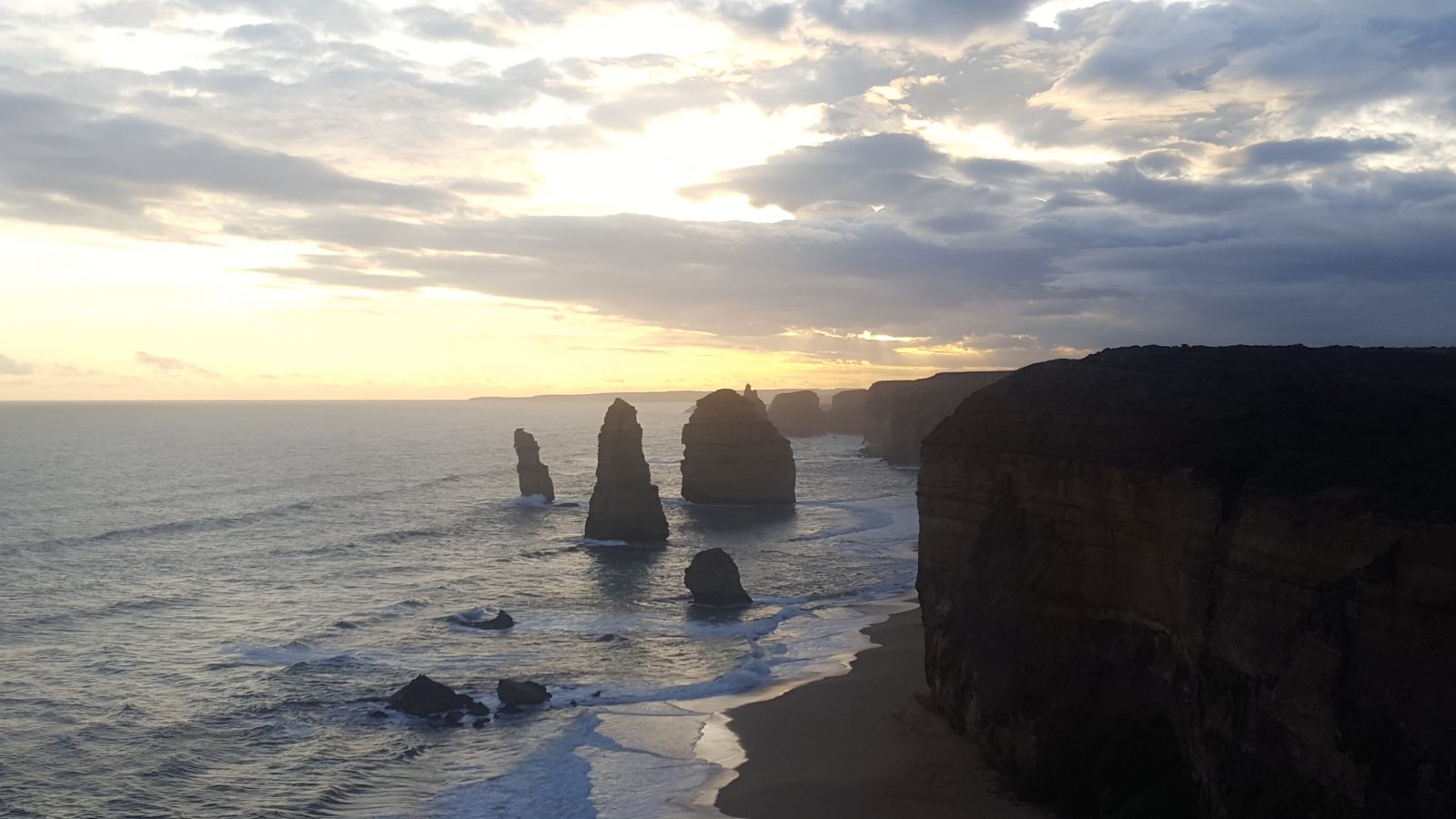 12 apostles soleil